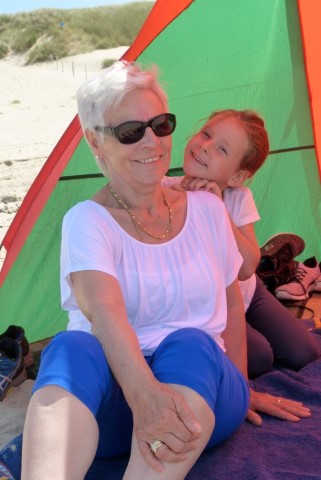 Hanna uns Rose Strand